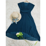 Helena – Elegantne midi kleit V-dekolteega