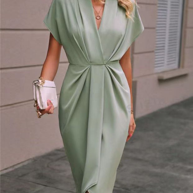 Kaye – Elegantne midi ümberkleit