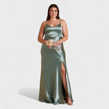 Lucía – Elegantne satäänkleit