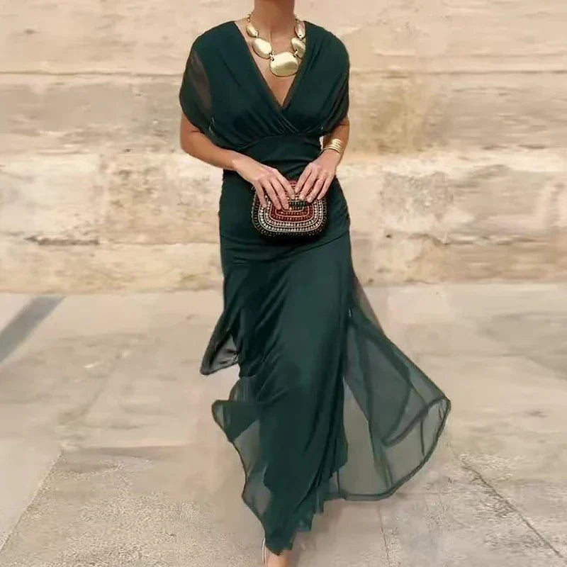 Luana – Elegantne V-kaelusega kleit