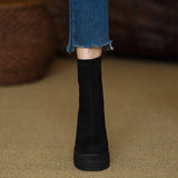 Olga – Moodne saabas