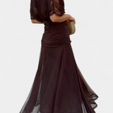 Luana – Elegantne V-kaelusega kleit