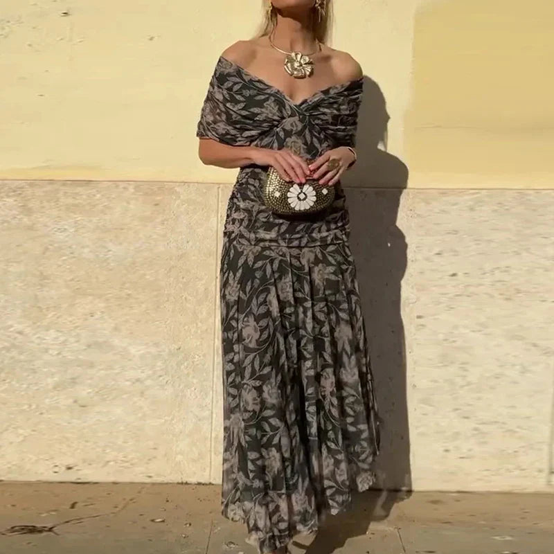 Luana – Elegantne V-kaelusega kleit