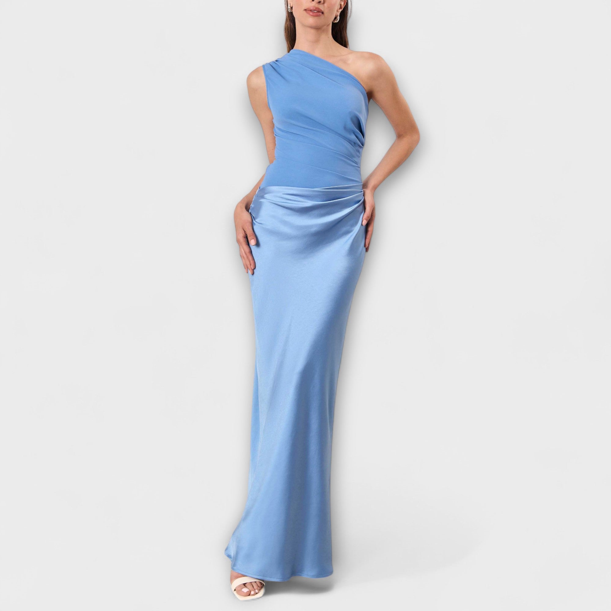 Luna – Elegantne satiinist kleit