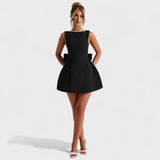 Carrie – Elegantne mini kleit pärlitega