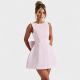 Carrie – Elegantne mini kleit pärlitega