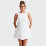 Carrie – Elegantne mini kleit pärlitega