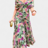 Luana – Elegantne V-kaelusega kleit