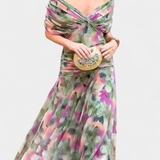 Luana – Elegantne V-kaelusega kleit