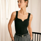 Must – Elegantne V-kaelusega tank-top