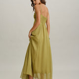 Roheline Rikkalik – Elegantne maxi kleit