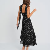 Must Täpiline – Elegantne maxi kleit