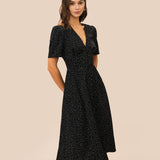 Must V-kaelusega – Elegantne midi kleit