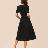 Must V-kaelusega – Elegantne midi kleit