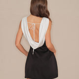 Must Kleid – Elegantne mini kleit